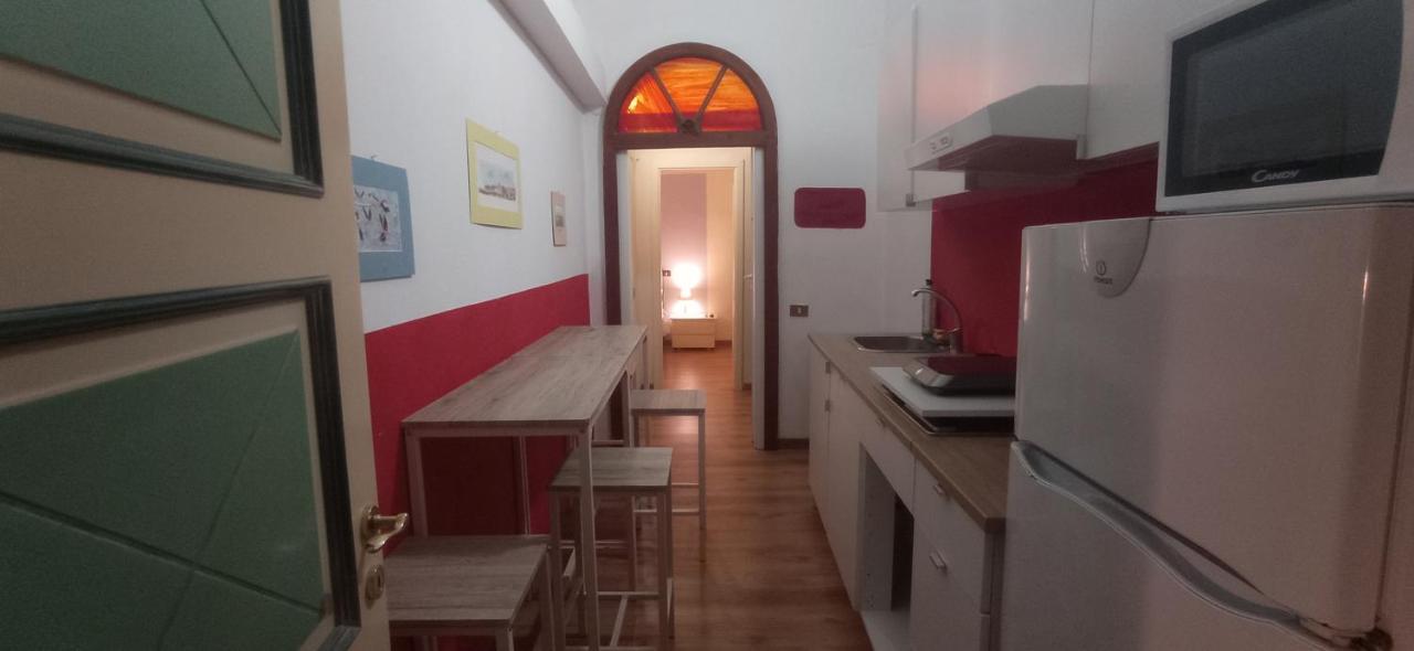 Onlyrooms III - Piazza Jenne Cagliari Ngoại thất bức ảnh