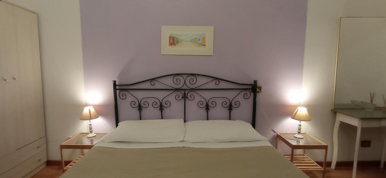 Onlyrooms III - Piazza Jenne Cagliari Ngoại thất bức ảnh