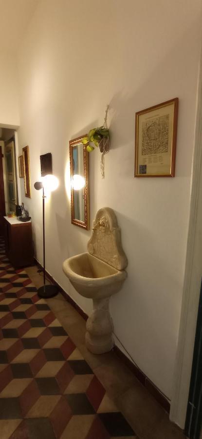 Onlyrooms III - Piazza Jenne Cagliari Ngoại thất bức ảnh