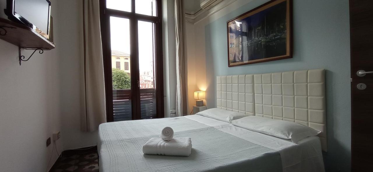 Onlyrooms III - Piazza Jenne Cagliari Ngoại thất bức ảnh