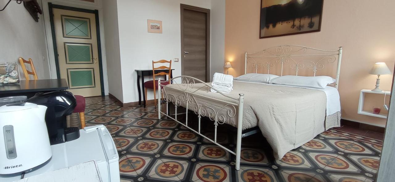 Onlyrooms III - Piazza Jenne Cagliari Ngoại thất bức ảnh