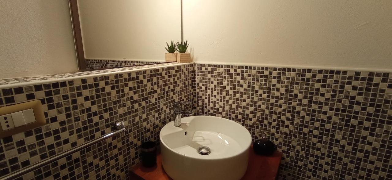 Onlyrooms III - Piazza Jenne Cagliari Ngoại thất bức ảnh