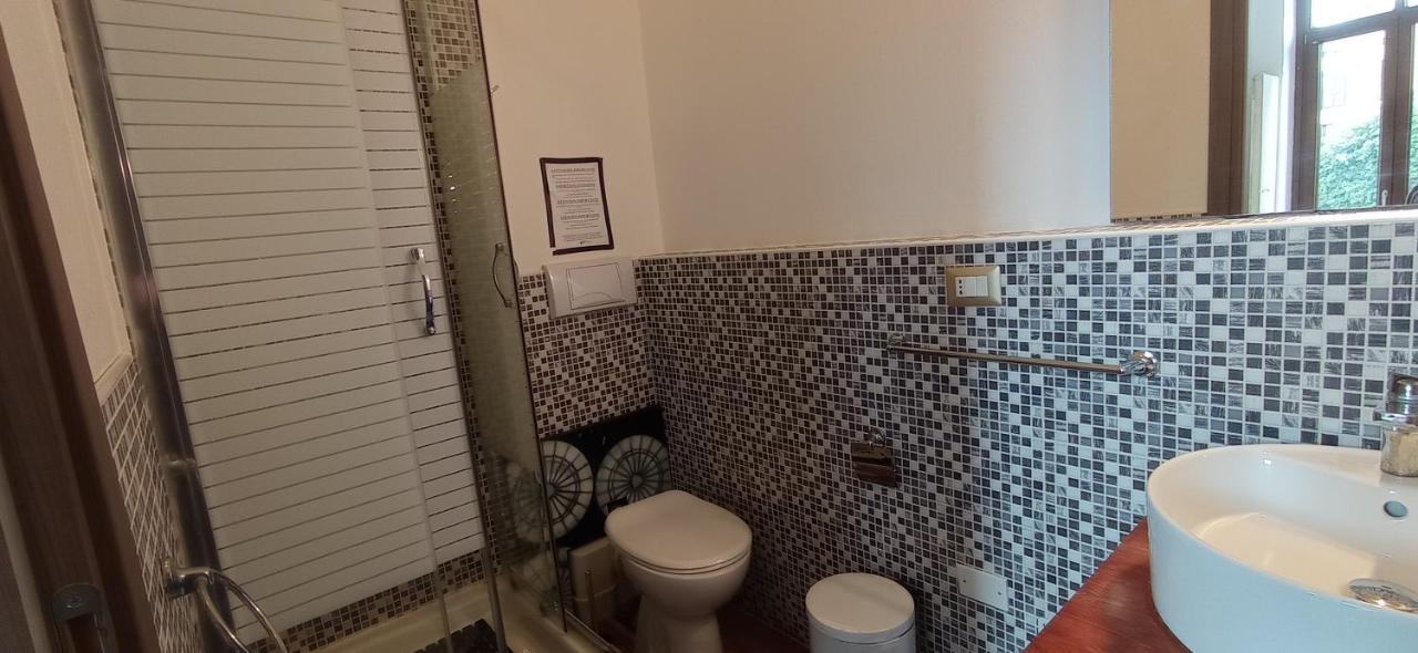 Onlyrooms III - Piazza Jenne Cagliari Ngoại thất bức ảnh