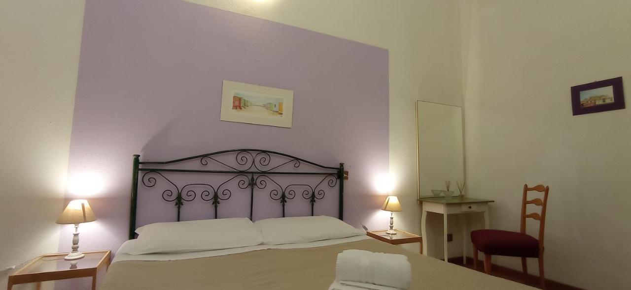 Onlyrooms III - Piazza Jenne Cagliari Ngoại thất bức ảnh