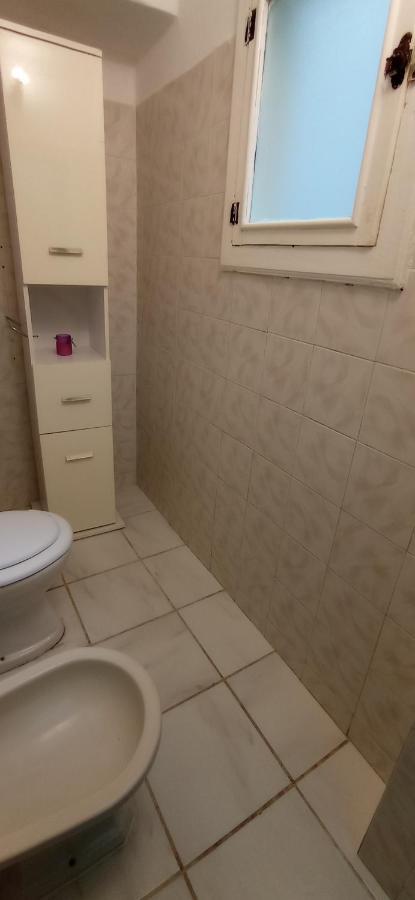 Onlyrooms III - Piazza Jenne Cagliari Ngoại thất bức ảnh