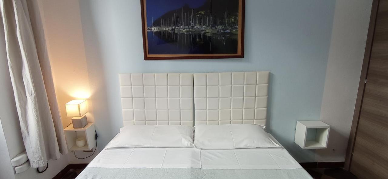 Onlyrooms III - Piazza Jenne Cagliari Ngoại thất bức ảnh