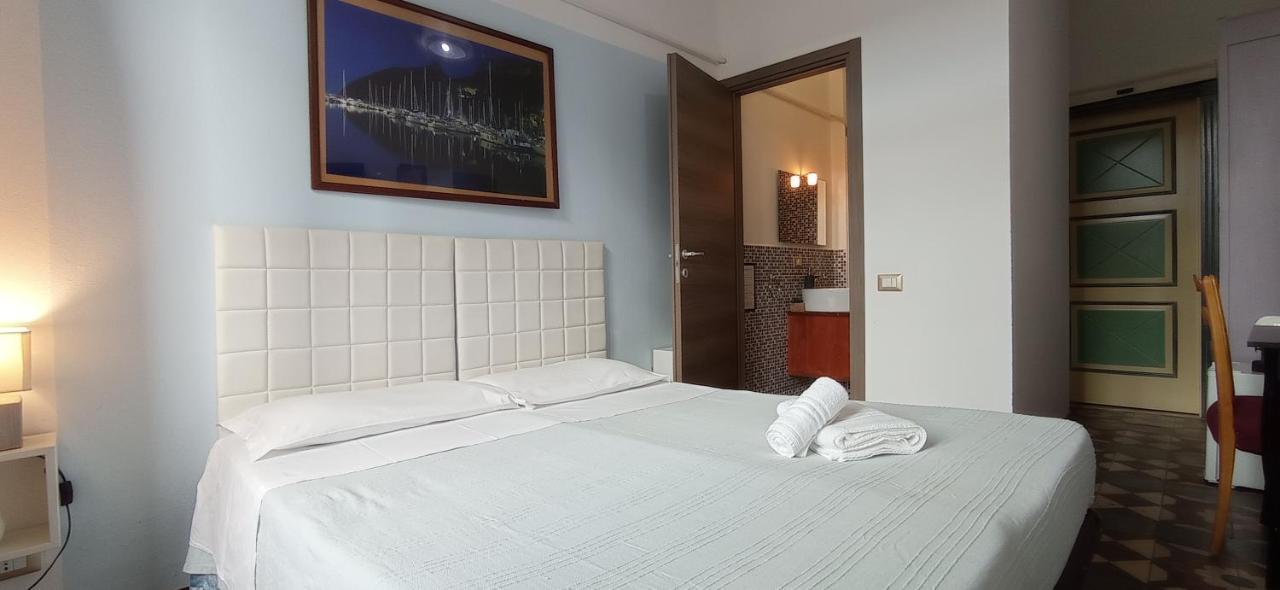 Onlyrooms III - Piazza Jenne Cagliari Ngoại thất bức ảnh