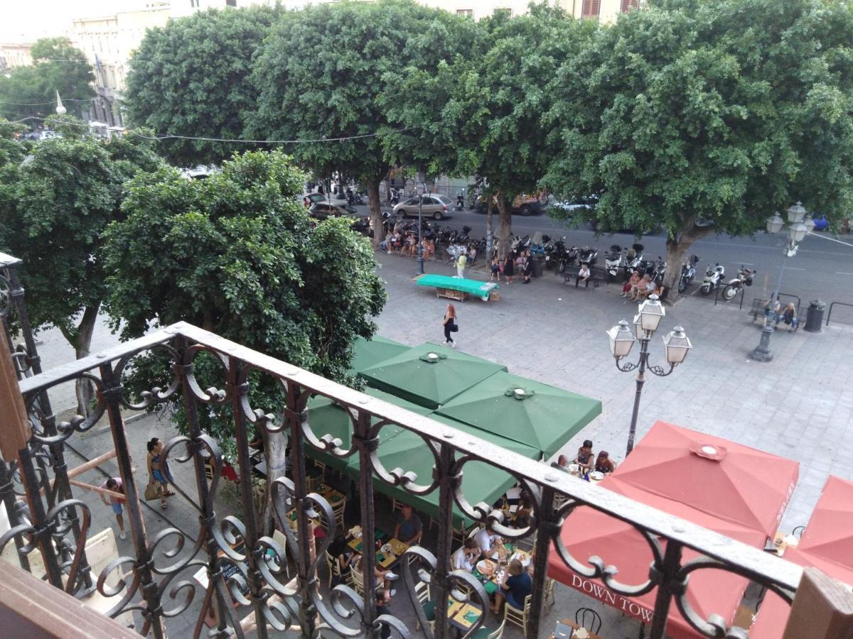 Onlyrooms III - Piazza Jenne Cagliari Ngoại thất bức ảnh